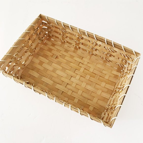 Genuine Wood Woven Thanksgiving Christmas Gift Basket Kitchen Display Storage - Picture 1 of 4